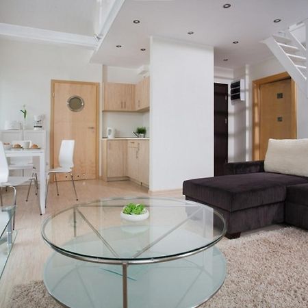 Yellow House Lodging Διαμέρισμα Σόποτ Εξωτερικό φωτογραφία